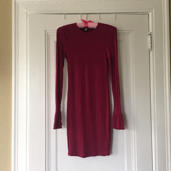 ASOS raspberry body-con dress with flare sleeves - Picture 5 of 8